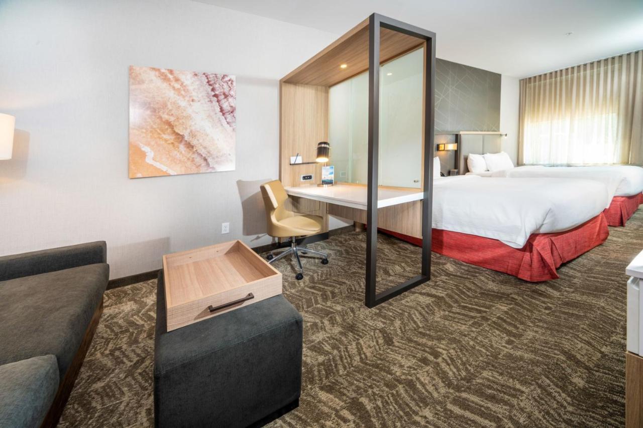 Springhill Suites By Marriott Kenosha Exterior photo